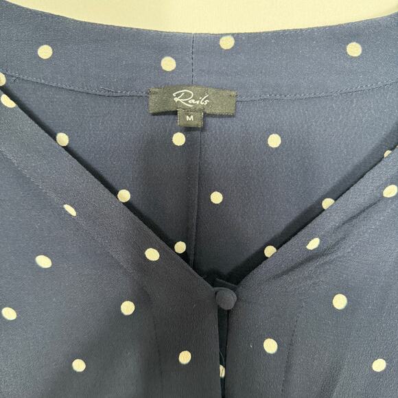 Rails Sloane Button Down Polka Dot Top Size M - Picture 7 of 9